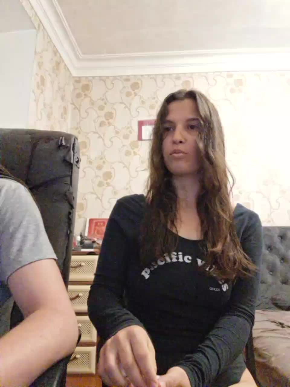 Love_Crew Adult Chat September 8, 2025