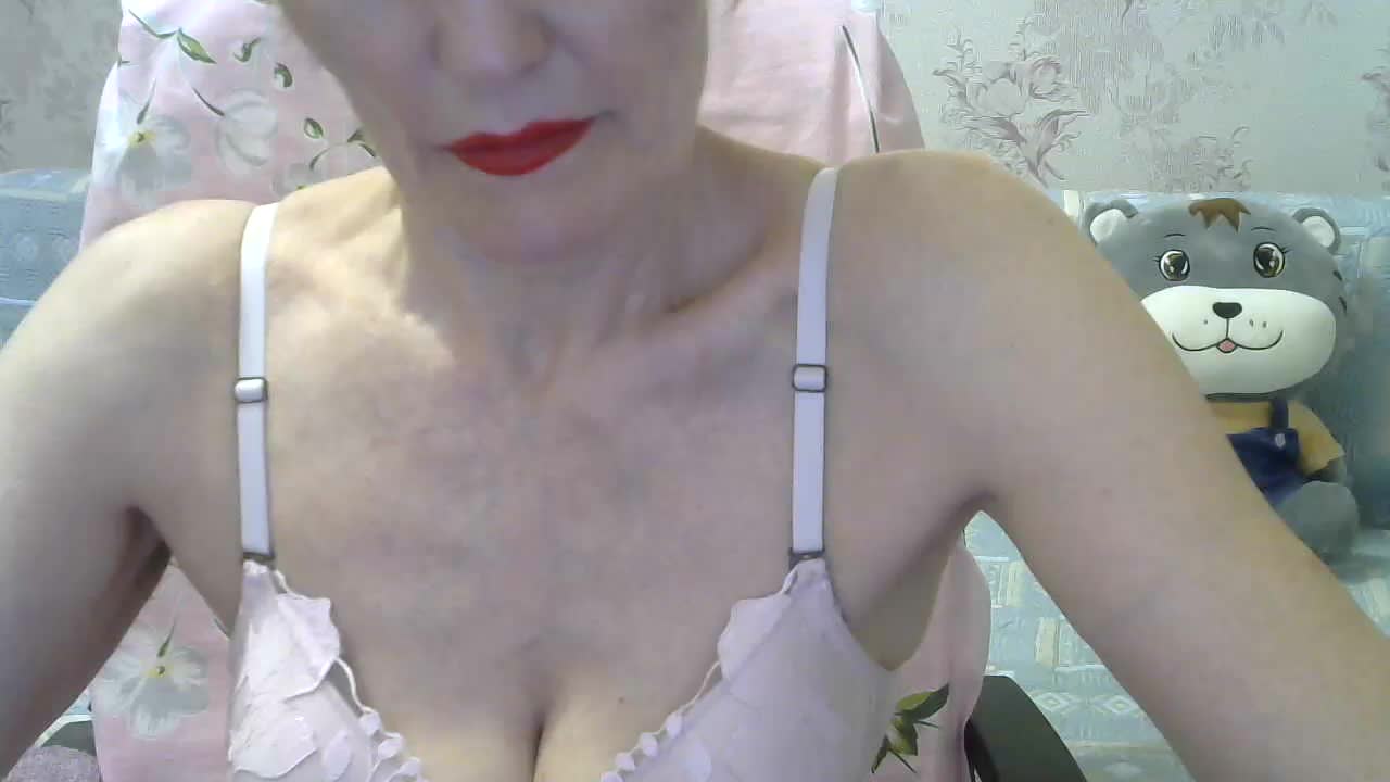 Red-Rose-777 Adult Chat September 8, 2025