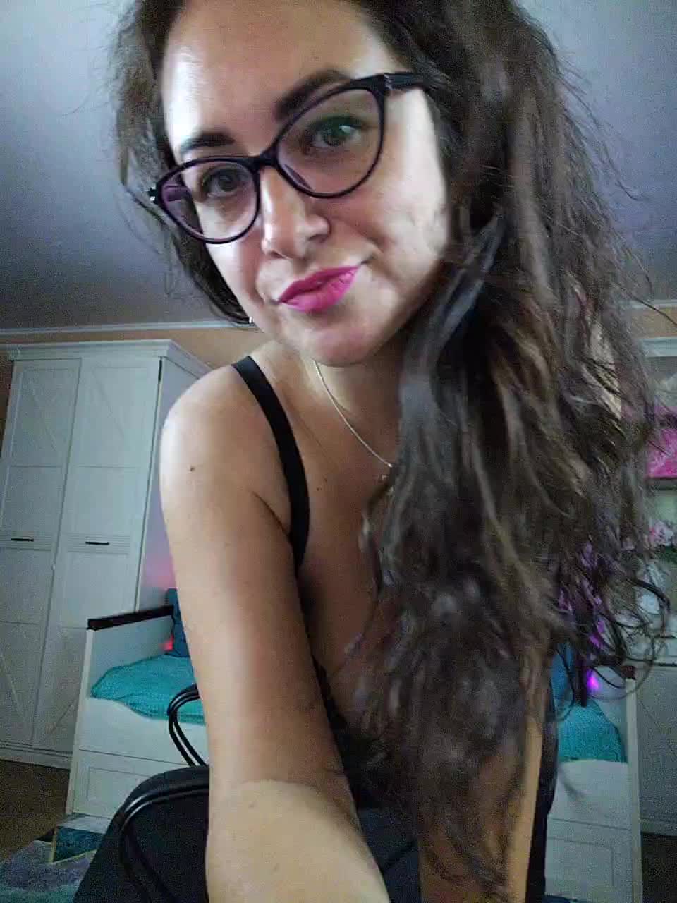 AlicaLovely Adult Chat September 8, 2025