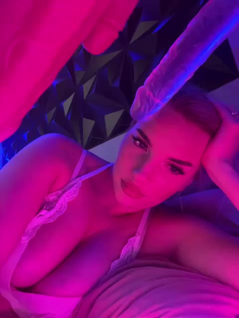 LYALAtop Adult Chat September 8, 2025