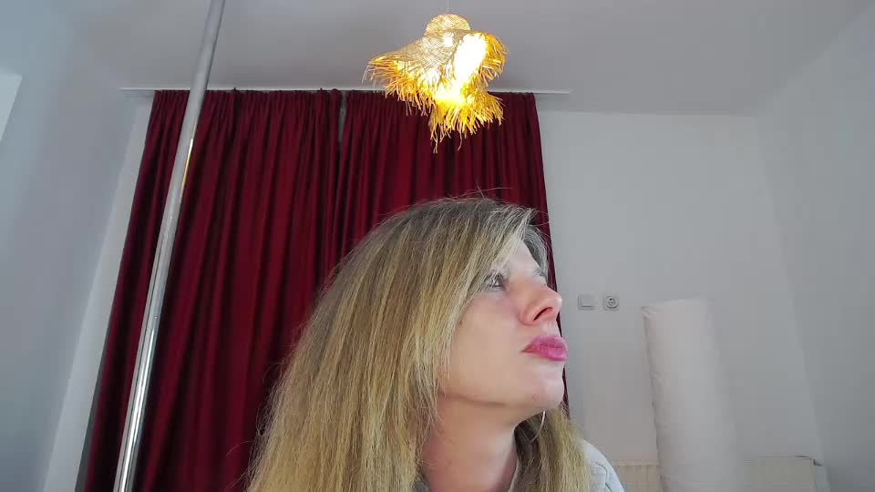 poker_facee_ Adult Chat September 8, 2025