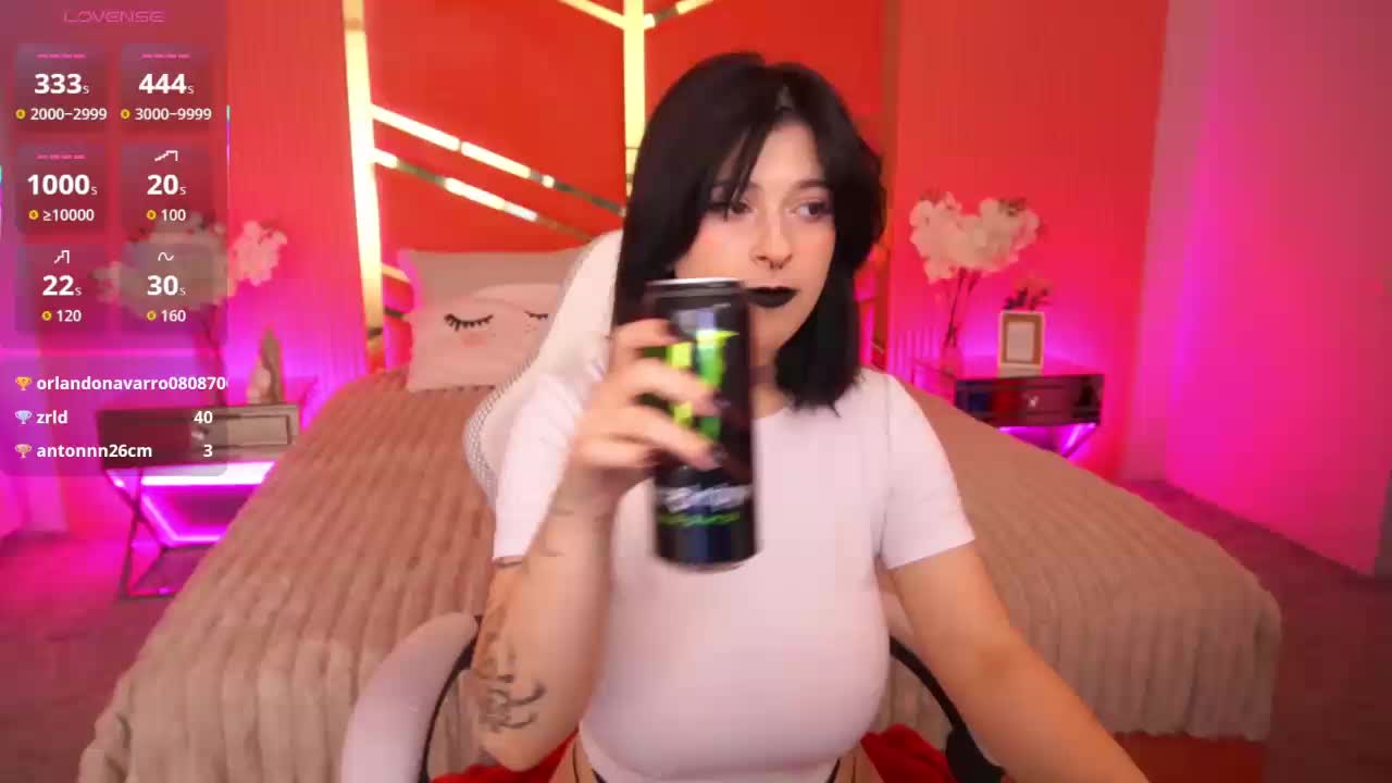 MikiiKiwi Adult Chat September 8, 2025