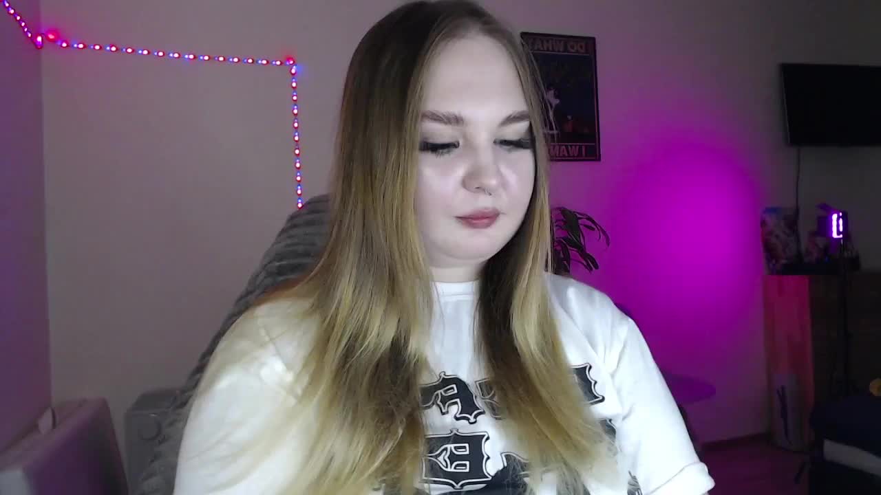 Greeenfriends6969 Adult Chat September 8, 2025