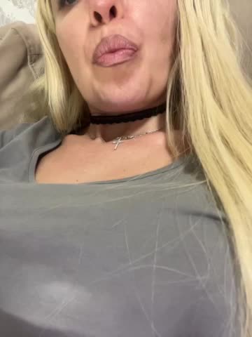 tinahot Adult Chat September 8, 2025