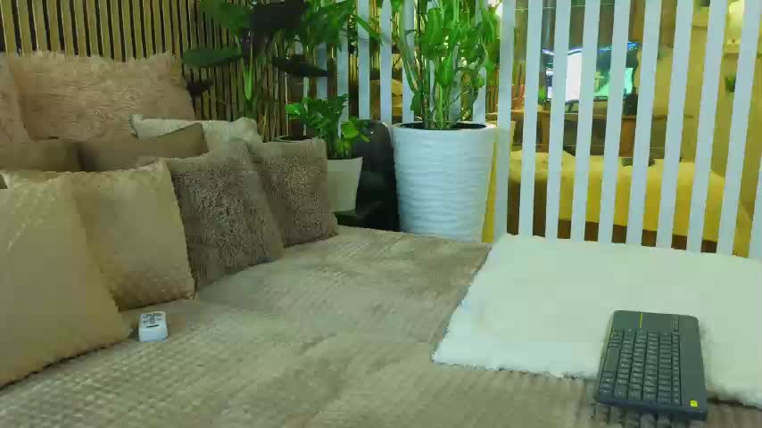 -Violettttta- Adult Chat September 8, 2025