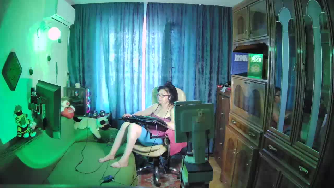 Infodar Adult Chat September 8, 2025