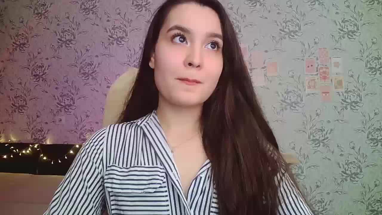 annie-fleur Adult Chat September 8, 2025