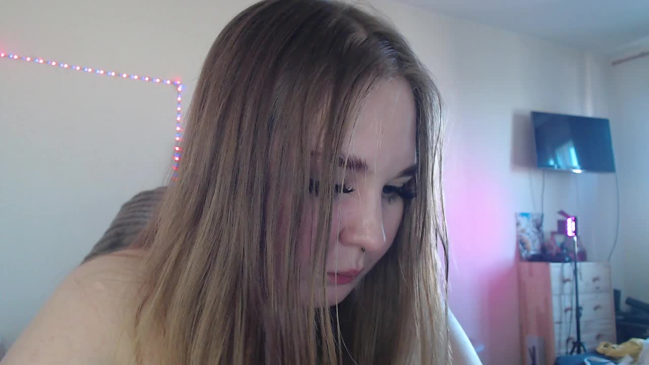 Greeenfriends6969 Adult Chat September 8, 2025