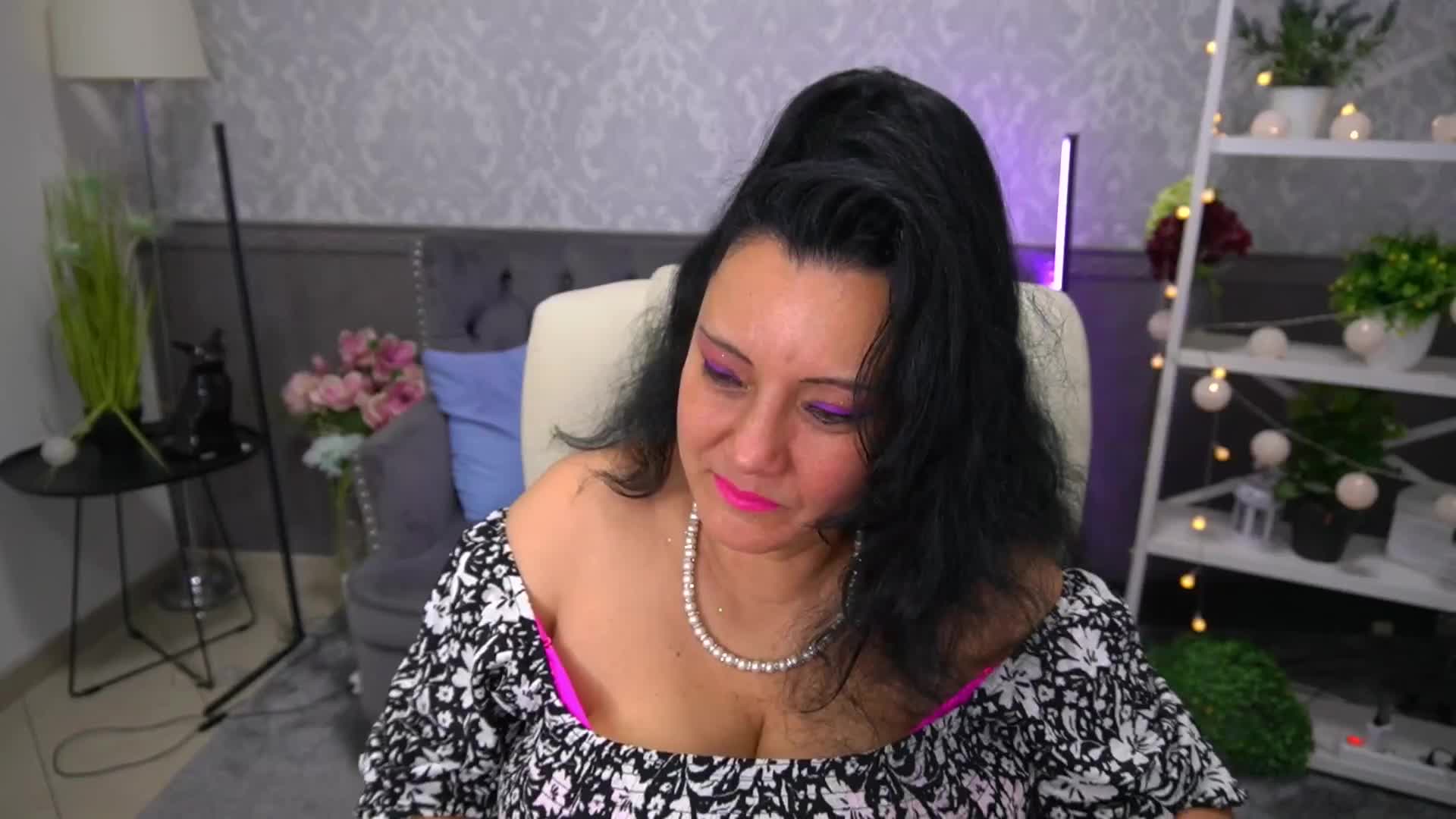 ValeryRosseee Adult Chat September 8, 2025