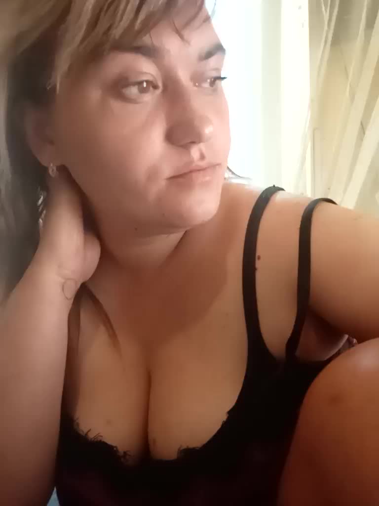 HollyLaBerry Adult Chat September 8, 2025