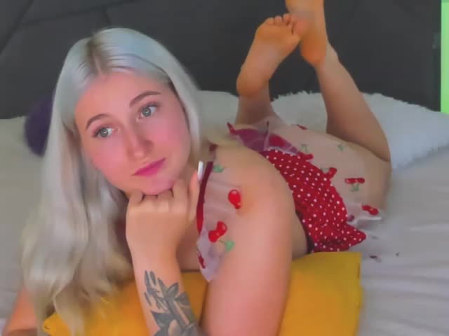 HollyTaillor Adult Chat September 8, 2025