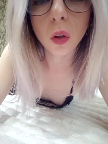 Butterfly_Lily Adult Chat September 8, 2025