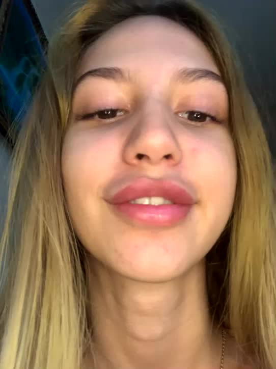 Malvinka2229 Adult Chat September 8, 2025