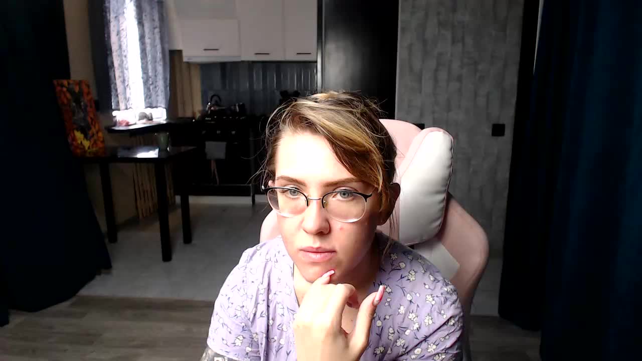 Regimasmile Adult Chat September 8, 2025