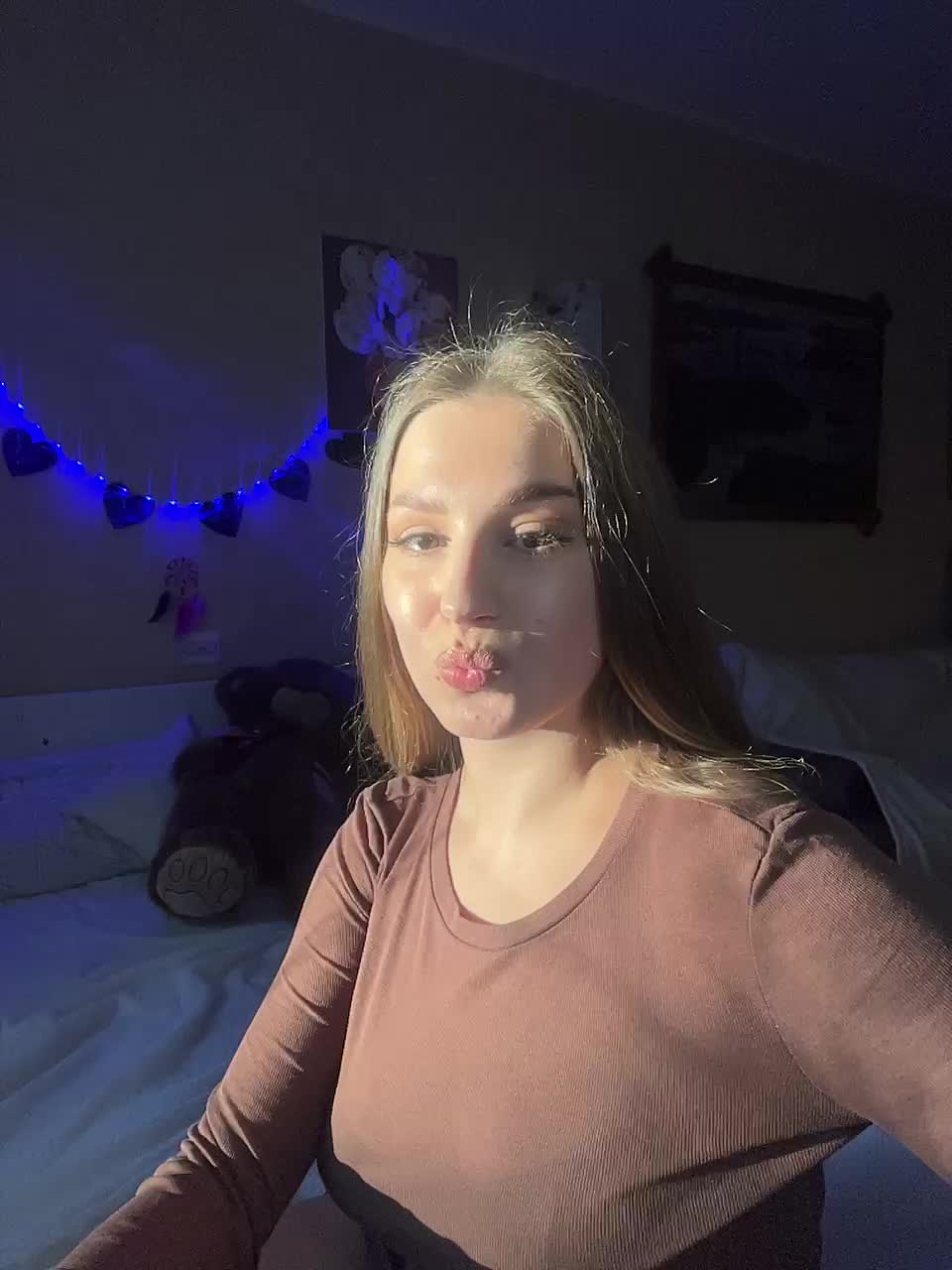 RoseKitty Adult Chat September 9, 2025