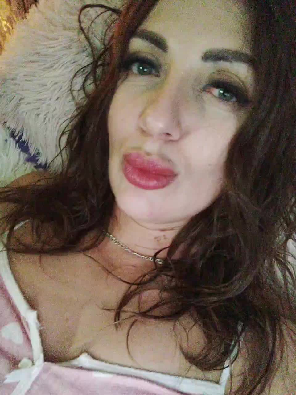 SexyKitty75-1 Adult Chat September 9, 2025