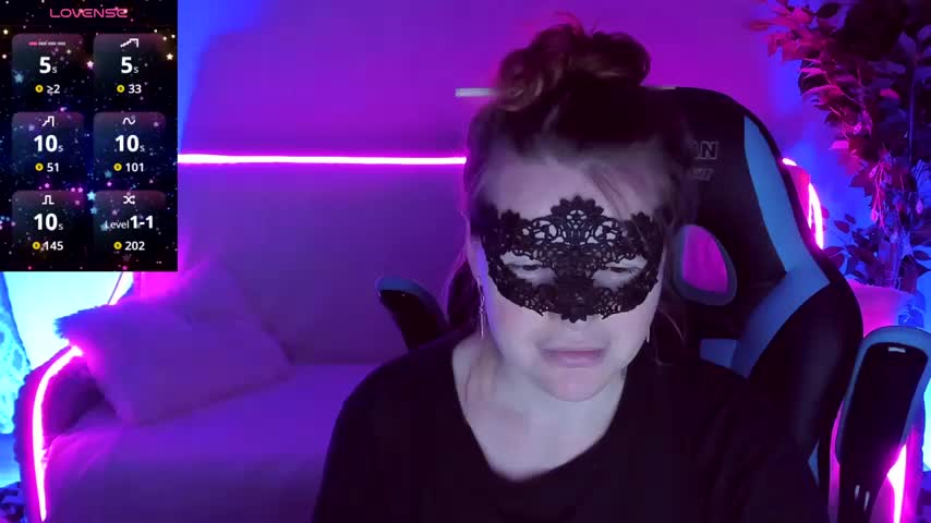 Sexy-Housewife Adult Chat September 9, 2025