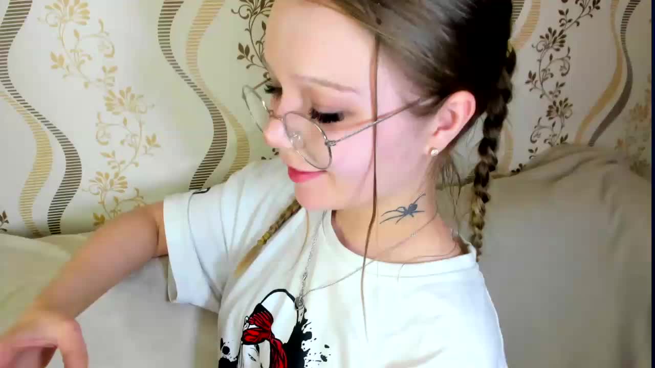 MelMooon Adult Chat September 9, 2025