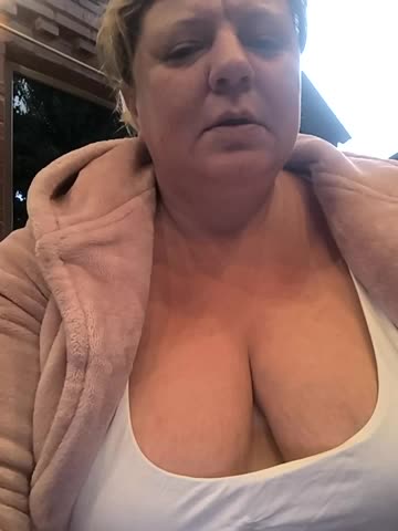 jusichka Adult Chat September 9, 2025