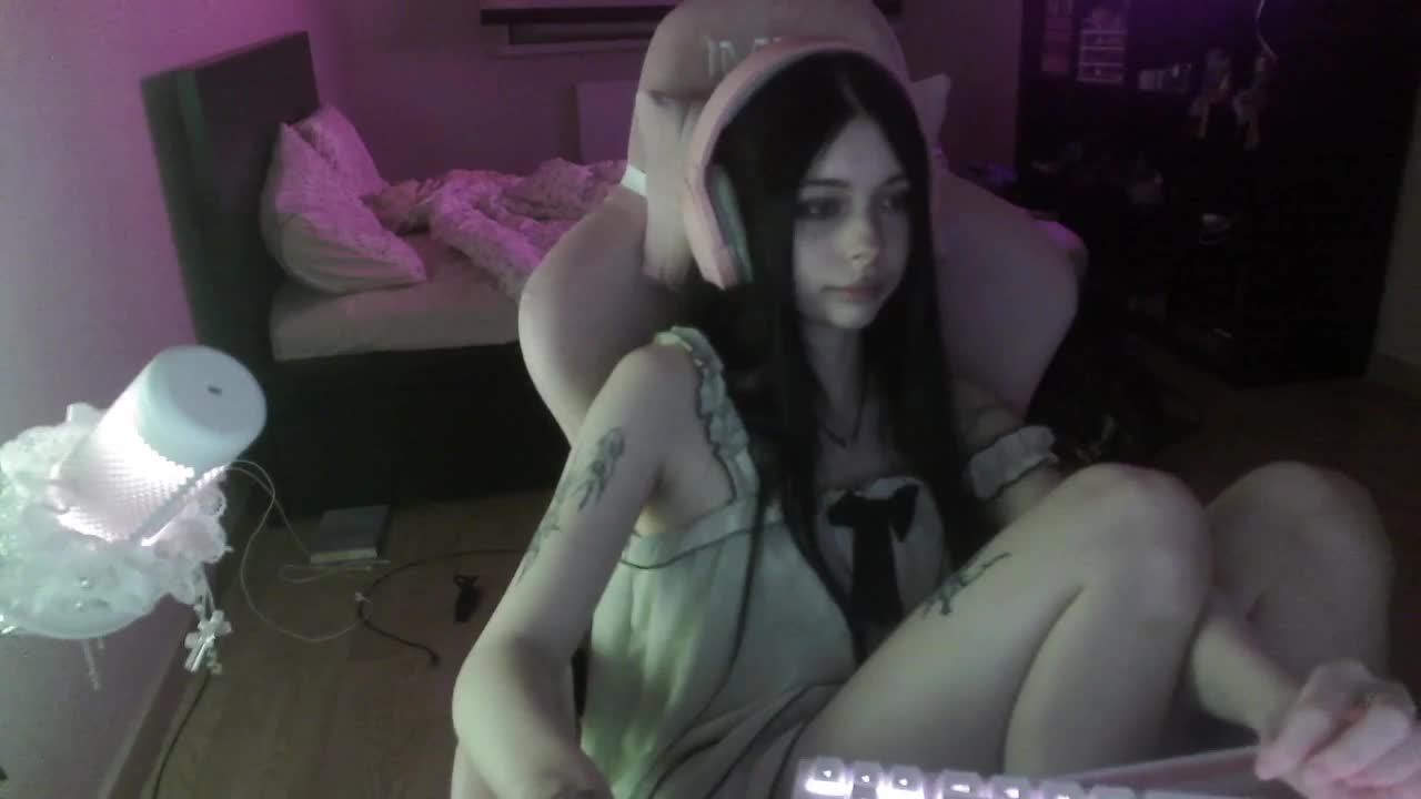 dolls_tear Adult Chat September 9, 2025