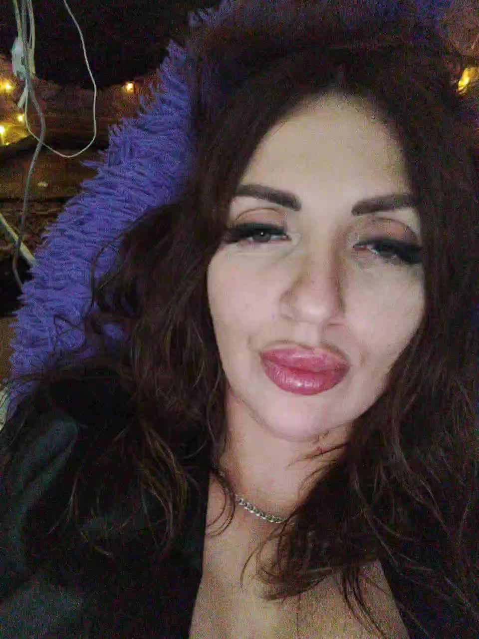 SexyKitty75-1 Adult Chat September 9, 2025