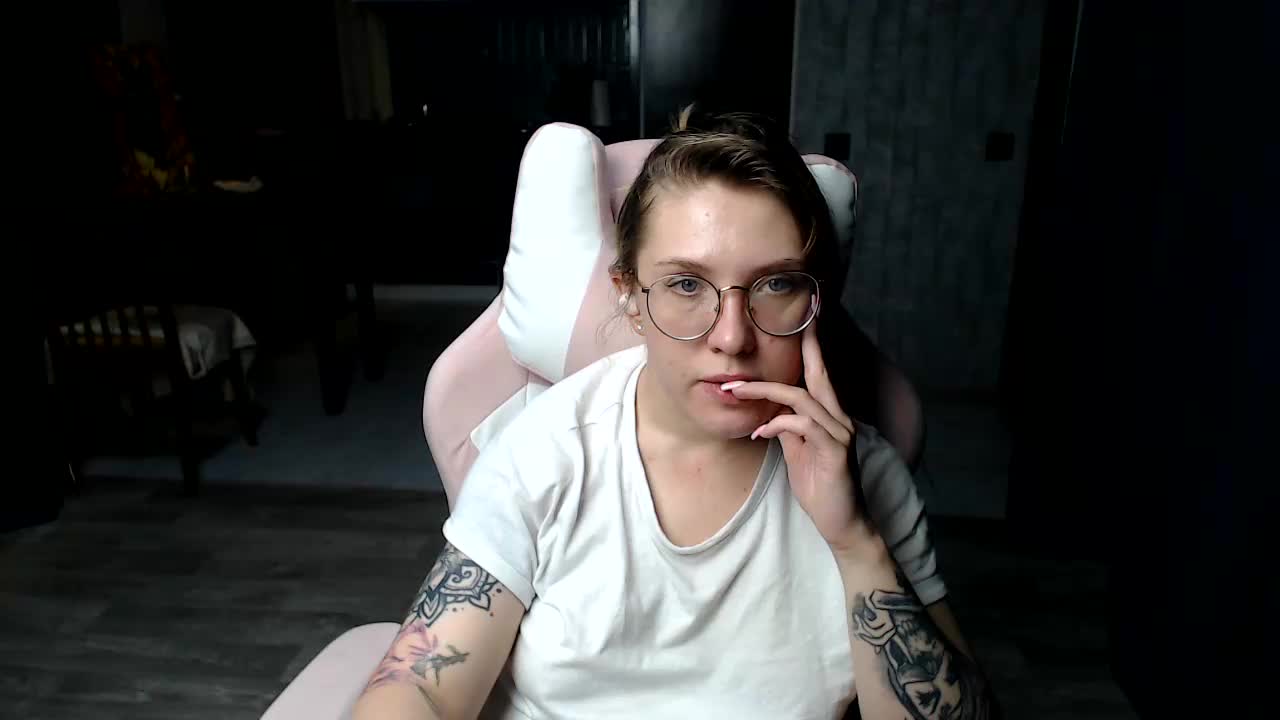 Regimasmile Adult Chat September 9, 2025