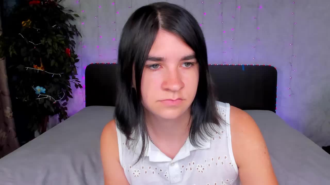 Polly-Love Adult Chat September 9, 2025