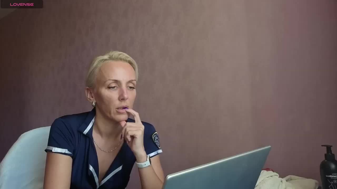 FemdomLedyMaria Adult Chat September 9, 2025