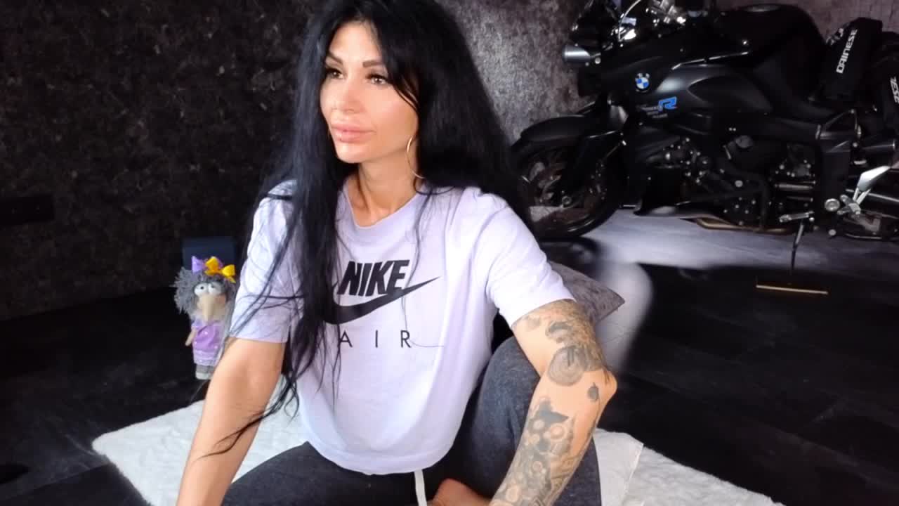 -BABAYAGA- Adult Chat September 9, 2025