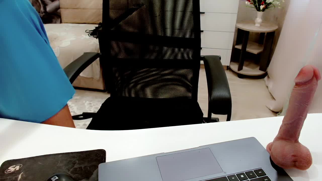 JuicyGloss Adult Chat September 9, 2025