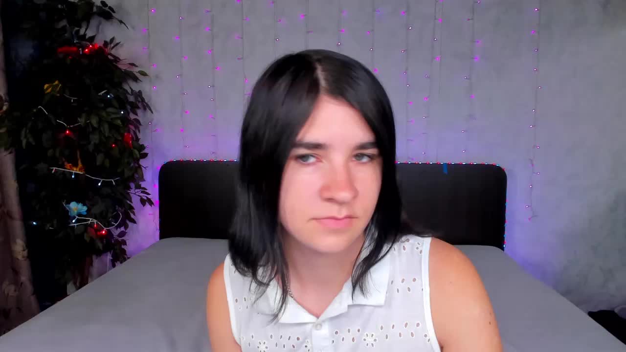 Polly-Love Adult Chat September 9, 2025