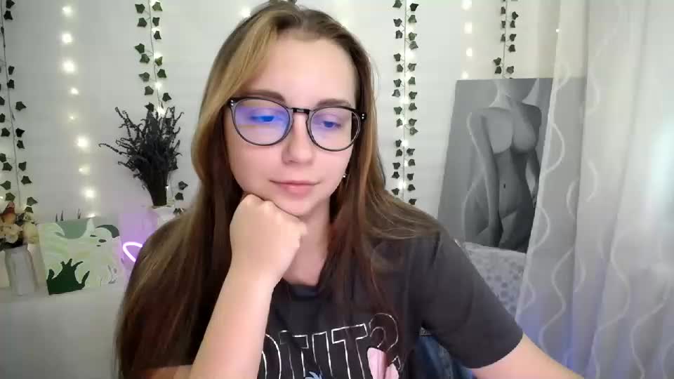 yours_piece_of_happiness_ Adult Chat September 9, 2025