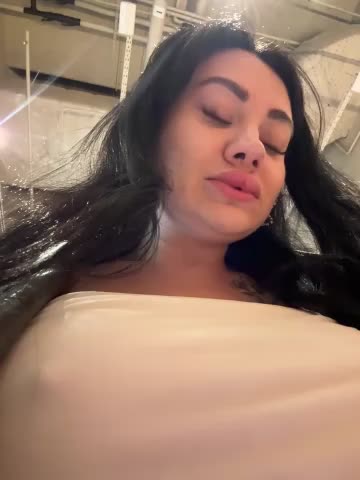 Wet__Bunny Adult Chat September 9, 2025