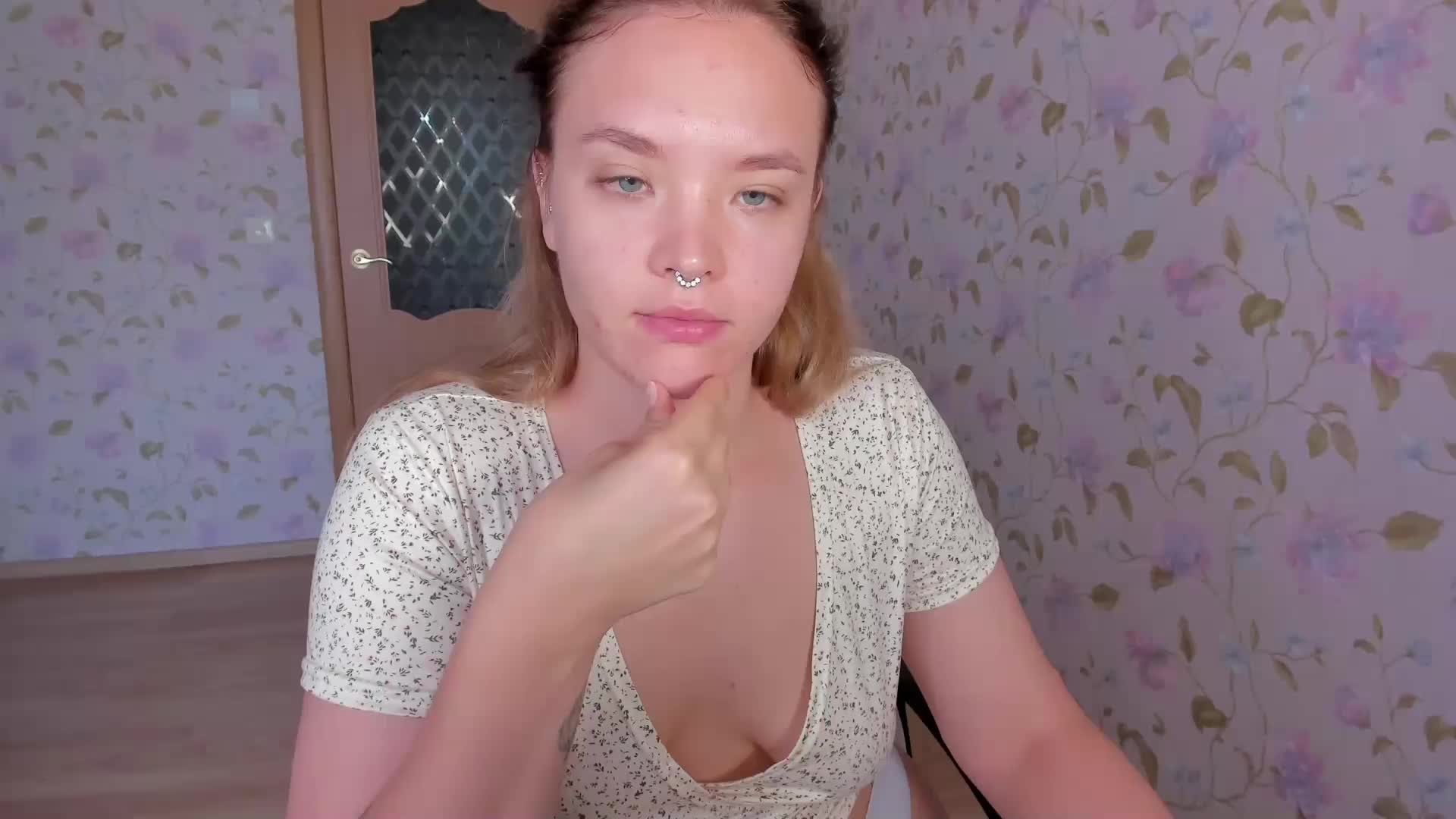 DarlingE Adult Chat September 9, 2025