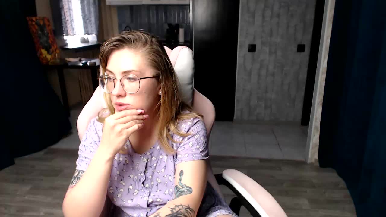 Regimasmile Adult Chat September 9, 2025