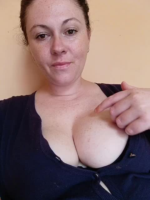 Kissa-Lana Adult Chat September 10, 2025