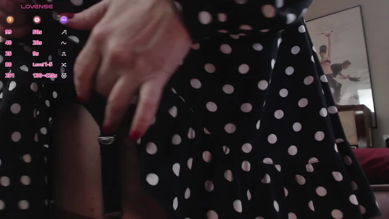 Karen_Roux Adult Chat September 10, 2025