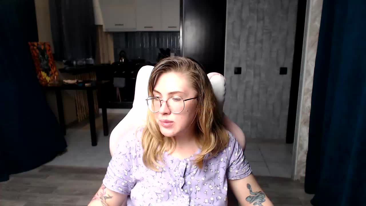 Regimasmile Adult Chat September 10, 2025