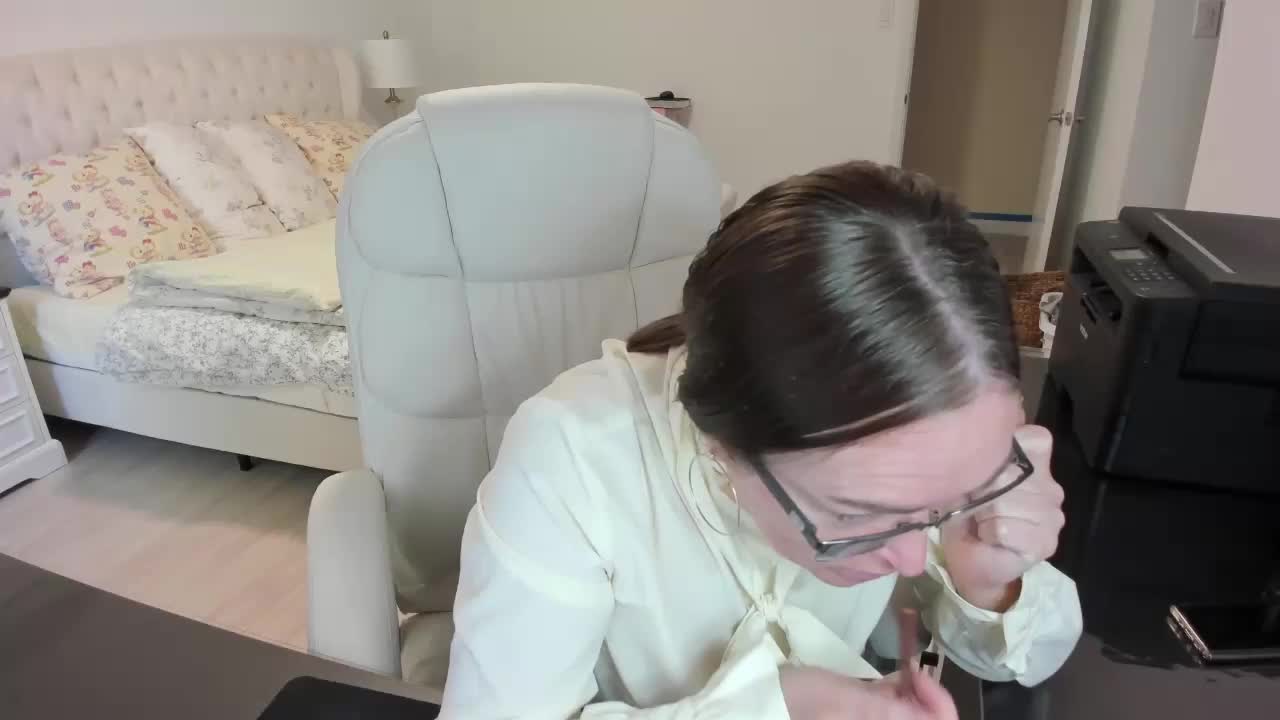 -Michelle- Adult Chat September 10, 2025