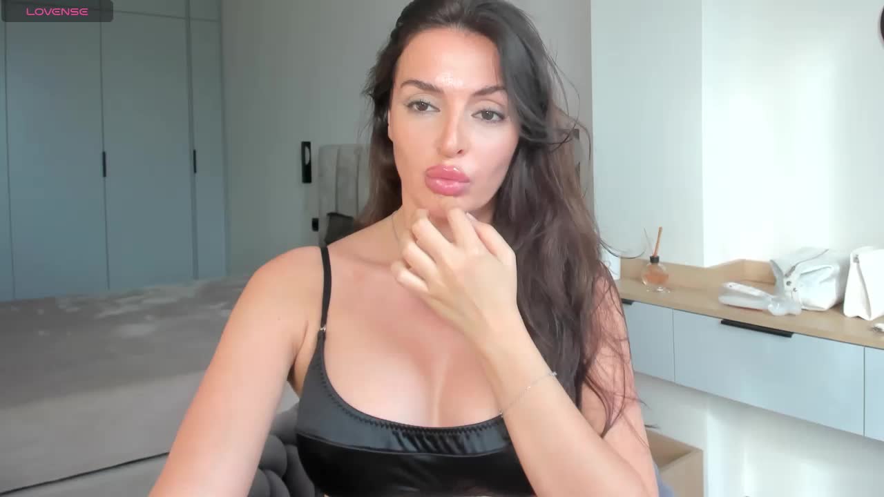 Sexy-Ev3lin Adult Chat September 10, 2025