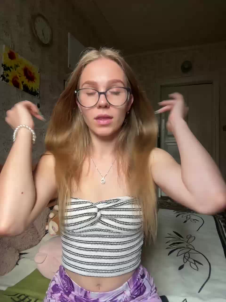 Milana22a Adult Chat September 10, 2025