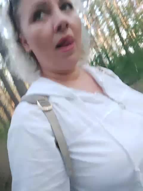 yuliia_3003 Adult Chat September 10, 2025