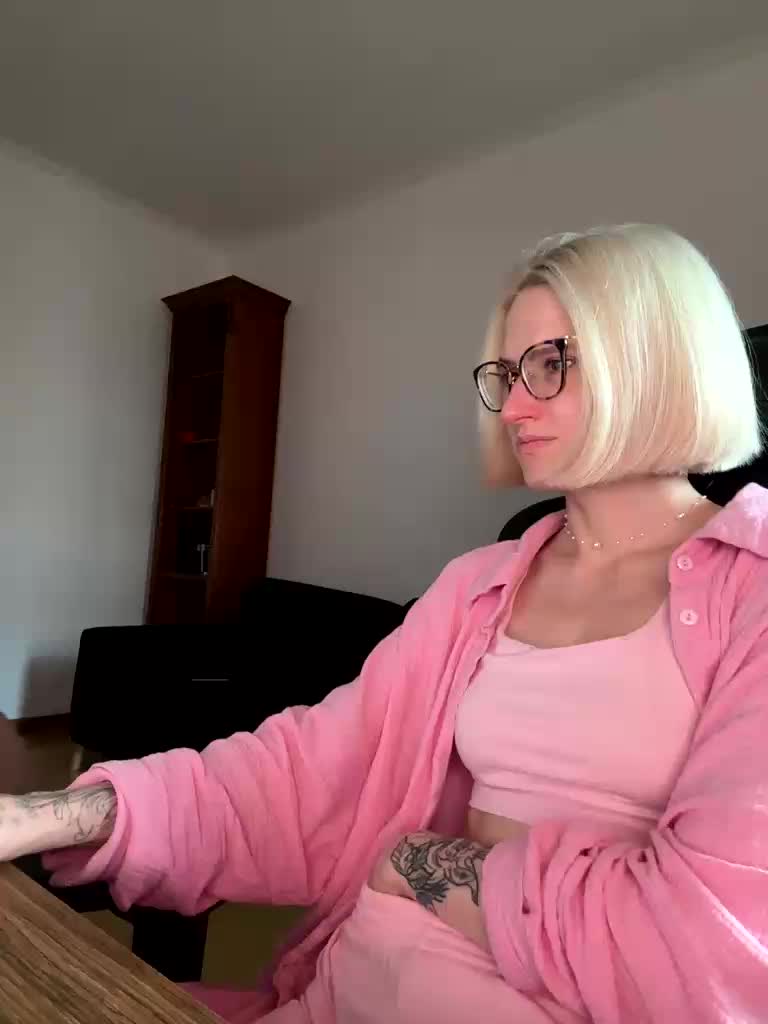 Sexy-Sweets Adult Chat September 10, 2025