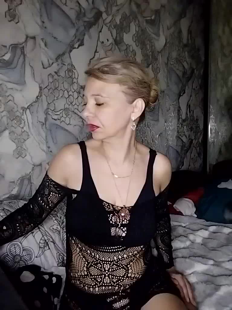 AsyaLorna Adult Chat September 10, 2025