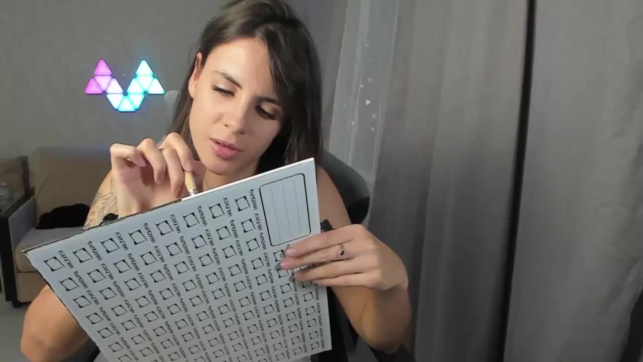 -EmilyJones- Adult Chat September 9, 2025