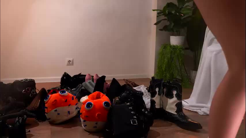 shiningstarrr Adult Chat September 10, 2025