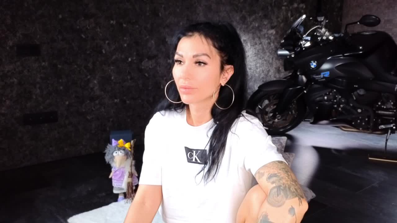 -BABAYAGA- Adult Chat September 10, 2025