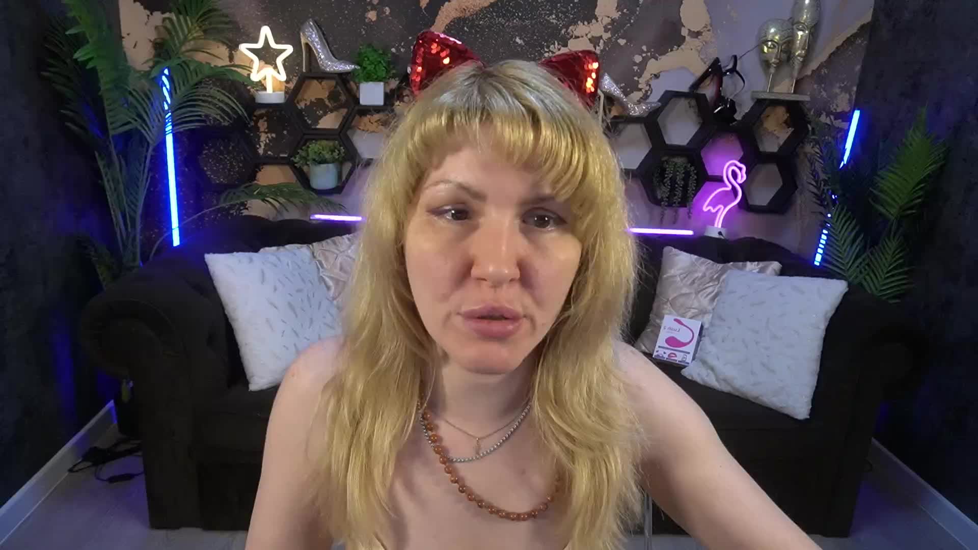 NatalyChanel Adult Chat September 10, 2025