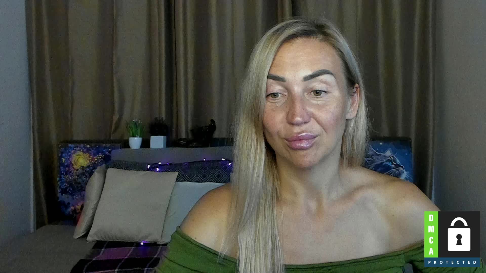 Jullyblondkiss Adult Chat September 10, 2025