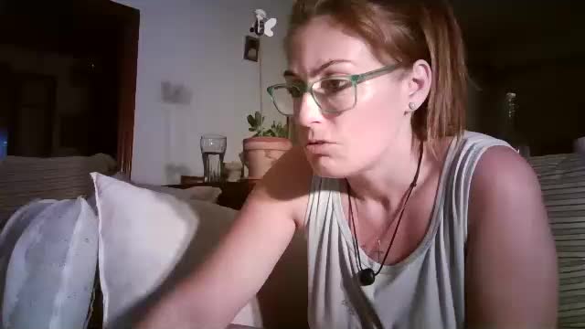 lolahueso Adult Chat September 10, 2025